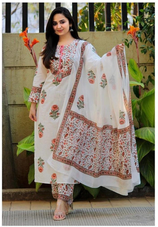 Women White Floral Print Pure Cotton Kurta with Trouser with Dupatta